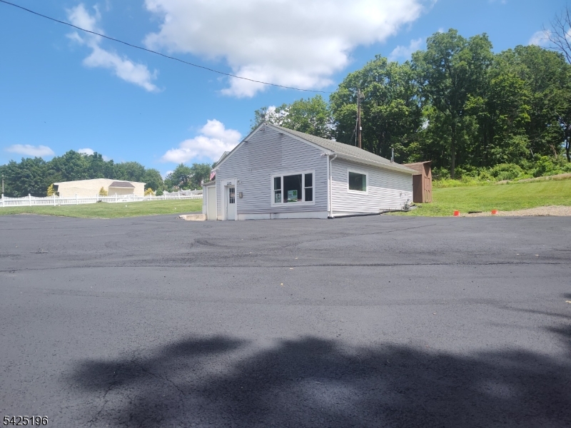 222 Route31, Washington Twp.