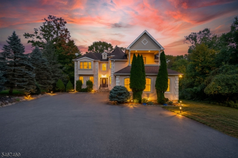 172 Pine Brook Rd, Montville Twp.