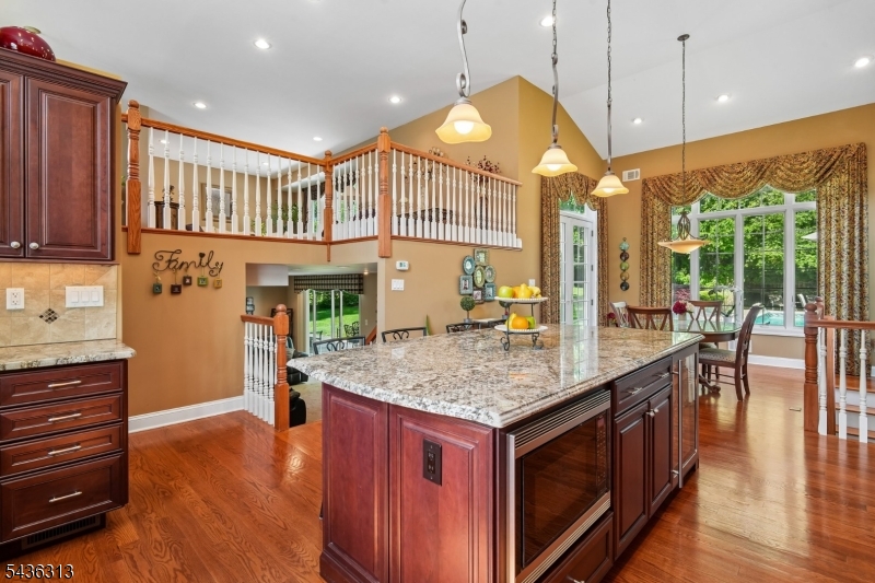 18 Mary Ellen Dr, Edison Twp.
