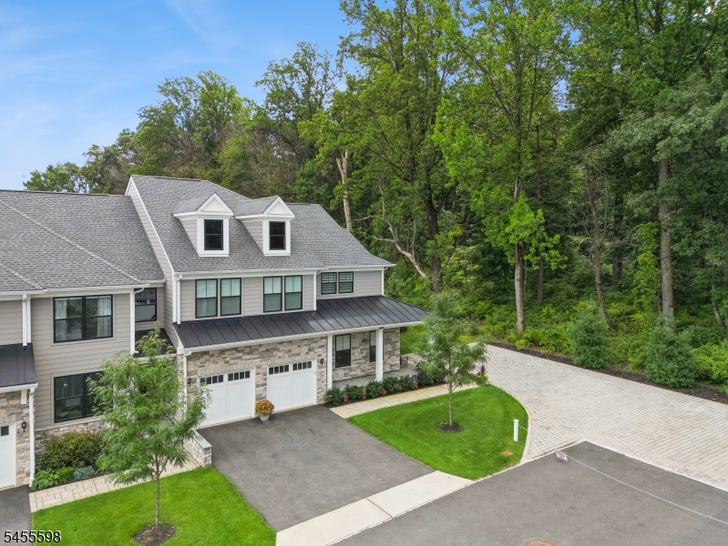 7 Brandywine Pl, Warren Twp.