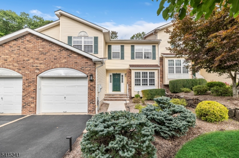 130 Butternut Dr Unit 130, Wayne Twp.
