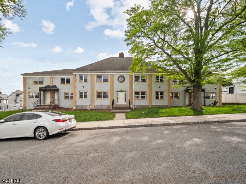 100 Chestnut St Unit 3, West Orange Twp.