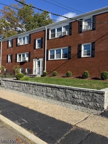 34 Mount Vernon Ave Unit 1, Bloomfield Twp.