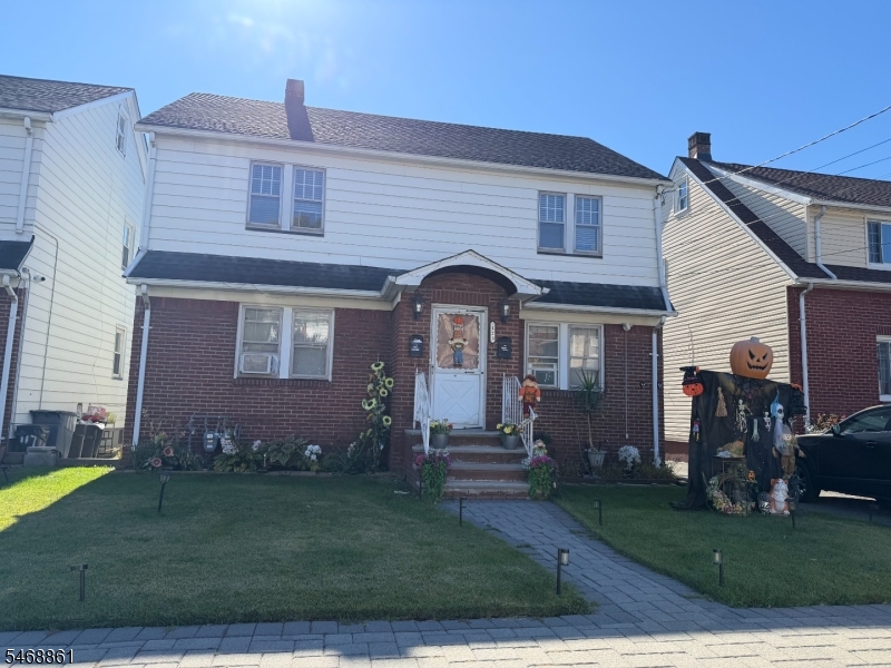 123 Hadley Ave Unit 2, Clifton City