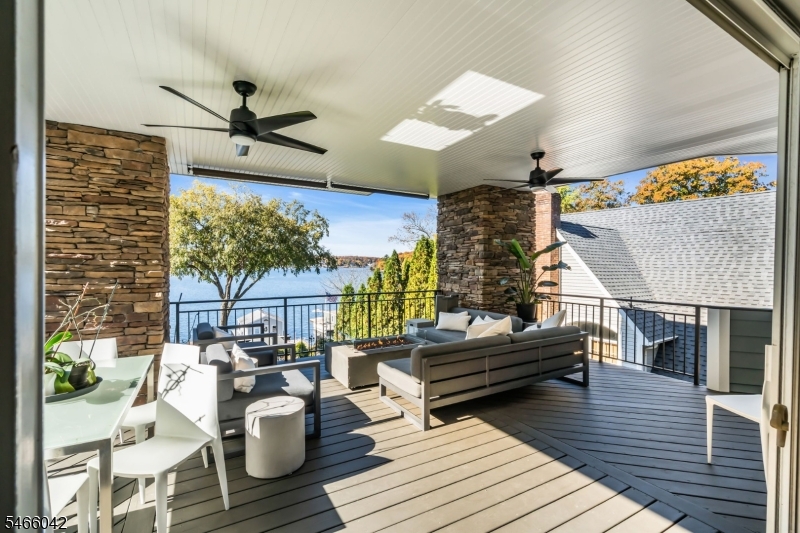 73 Castle Rock Rd, Jefferson Twp.
