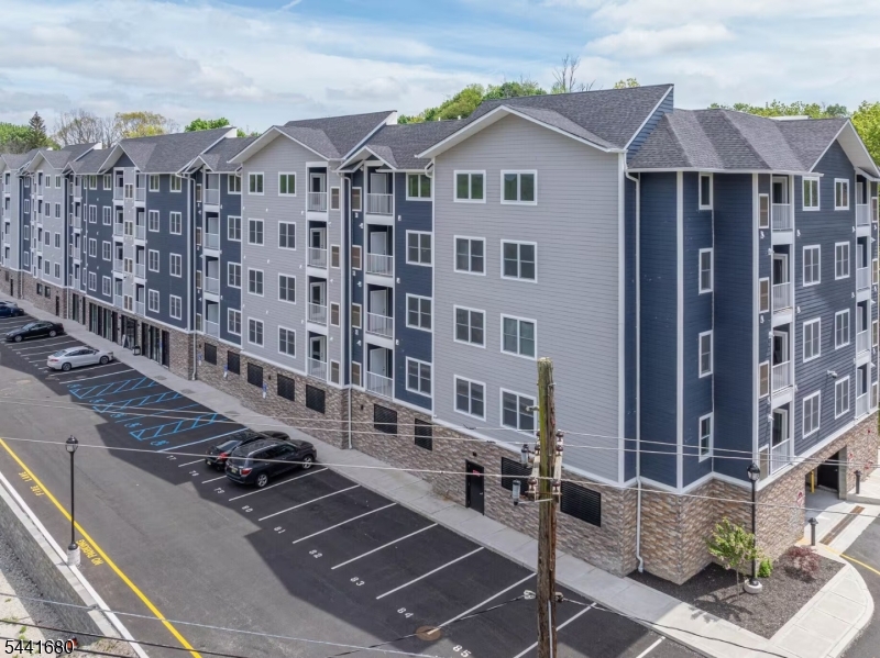 2 Flanders Rd 205 Unit 205, Netcong Boro