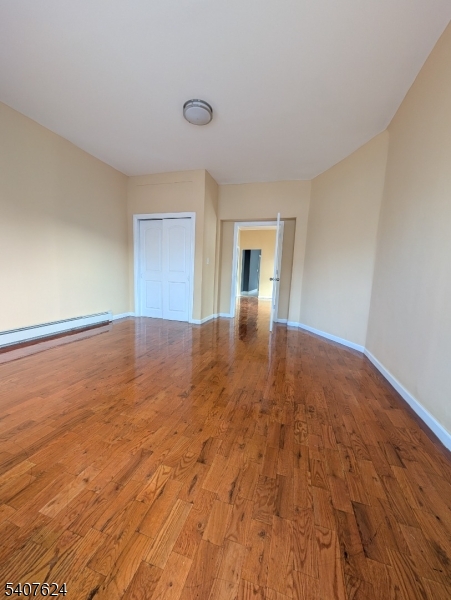 5 N 7Th St, Newark City