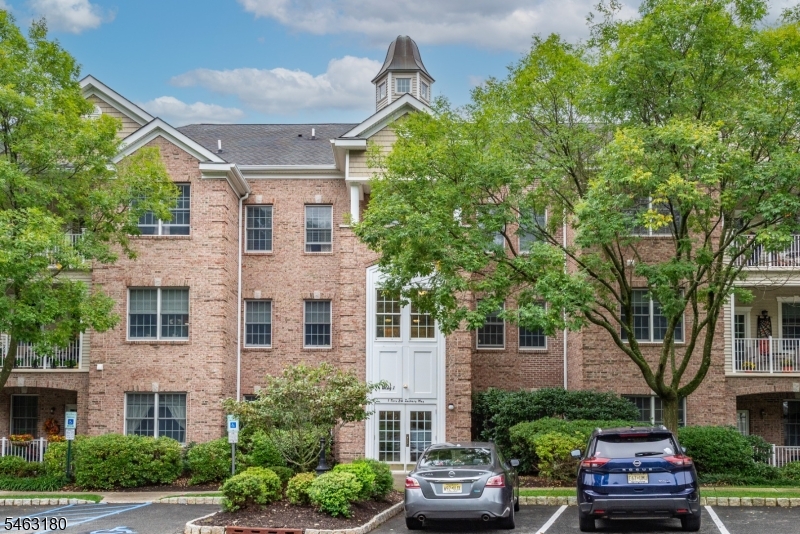 19 Zachary Way, Mount Arlington Boro