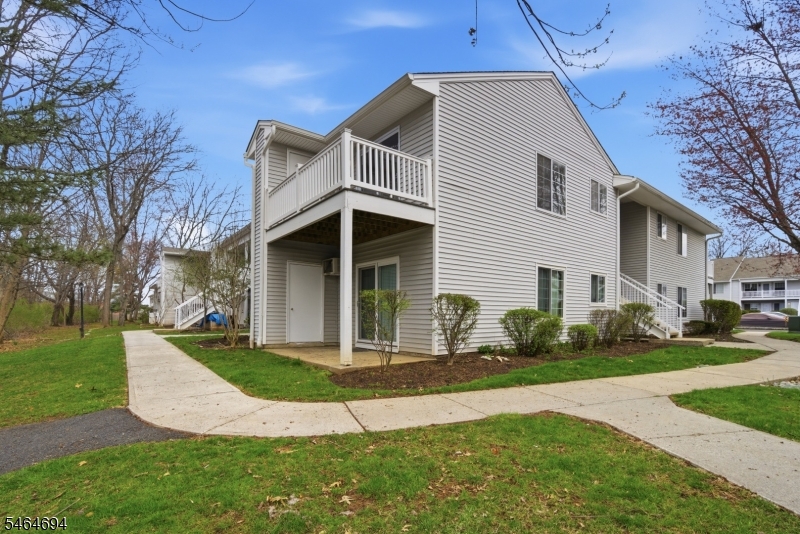 66 Mountain Ct Unit 66, Bedminster Twp.