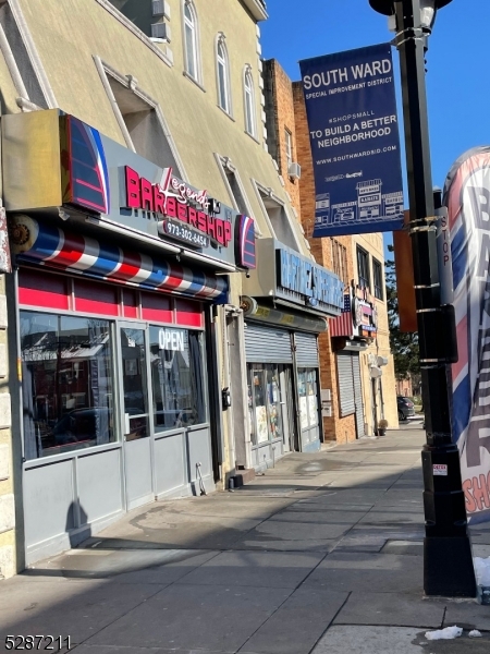 473 Clinton Ave, Newark City