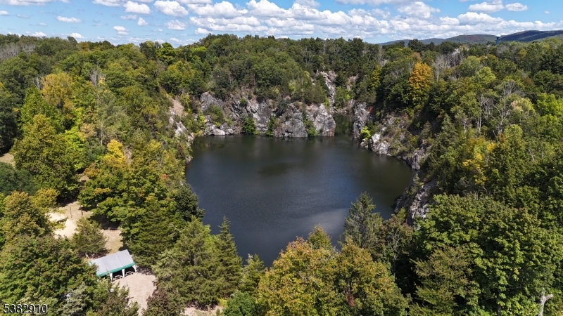 65 Buckwheat Road, Franklin Boro