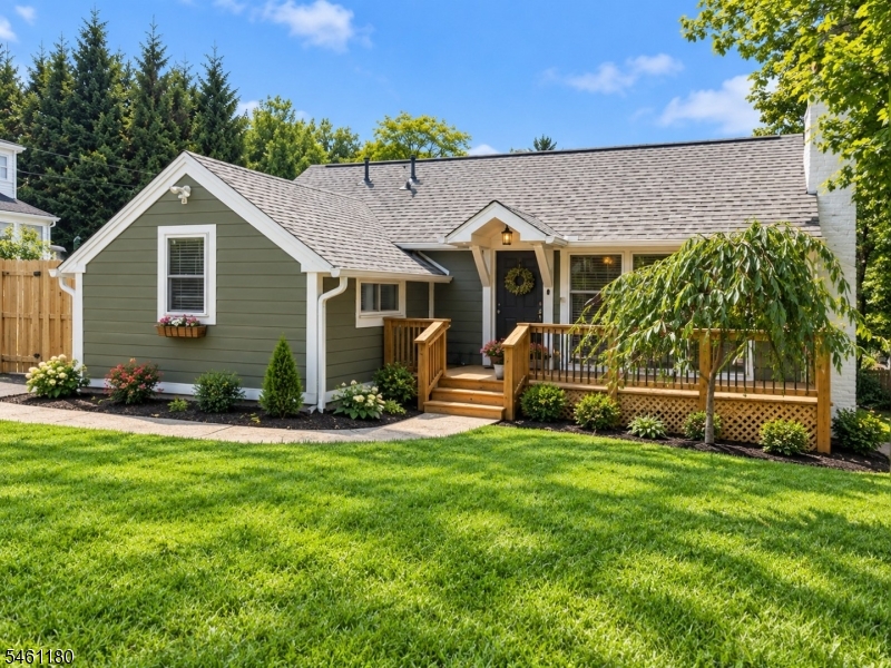 49 Maple Tree Ln, Sparta Twp.
