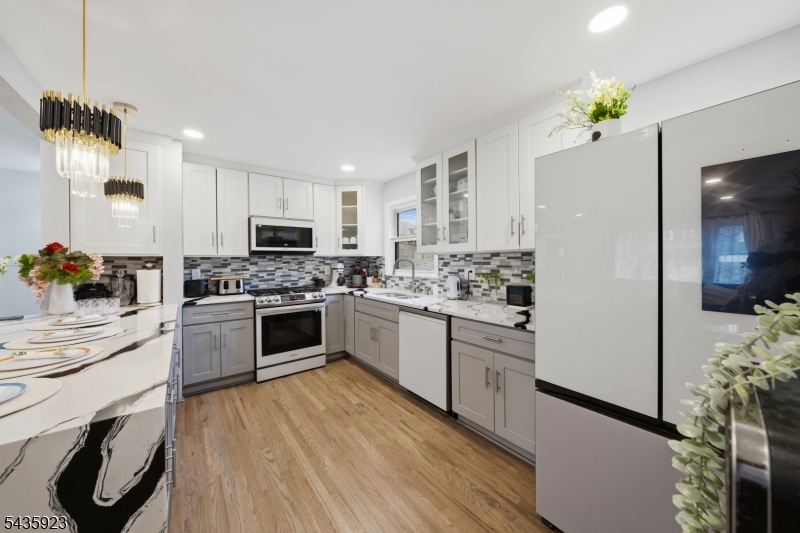 501 E 2Nd Ave, Roselle Boro