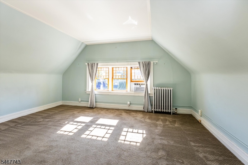 275 Claremont Ave Unit 3, Montclair Twp.