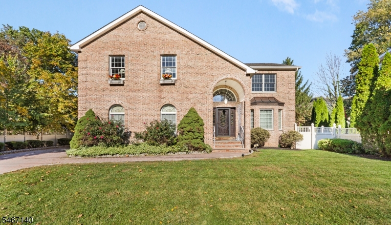 6 Cooper Ave, Roseland Boro
