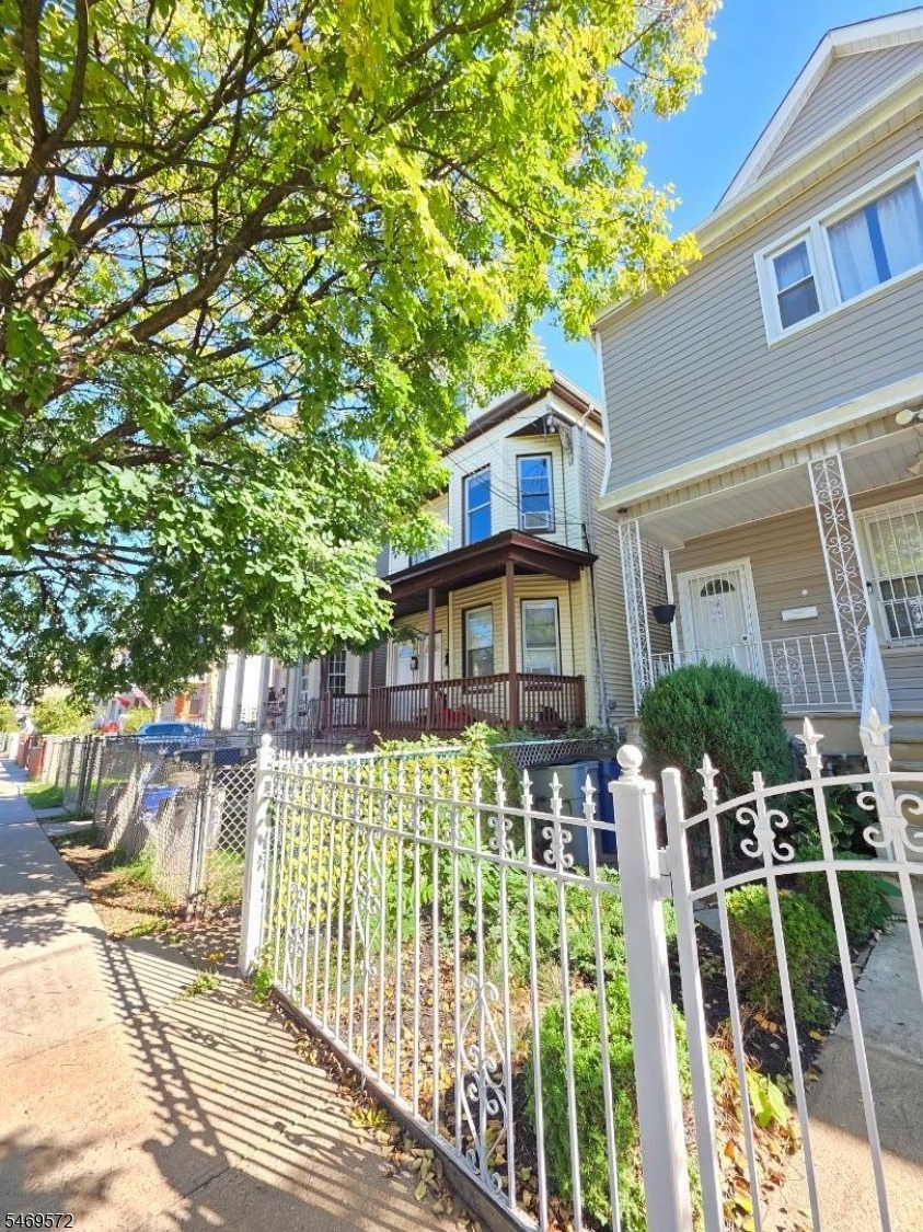 579 Monroe Ave, Elizabeth City