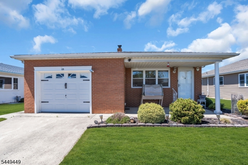 15 Capri Ct, Berkeley Twp.