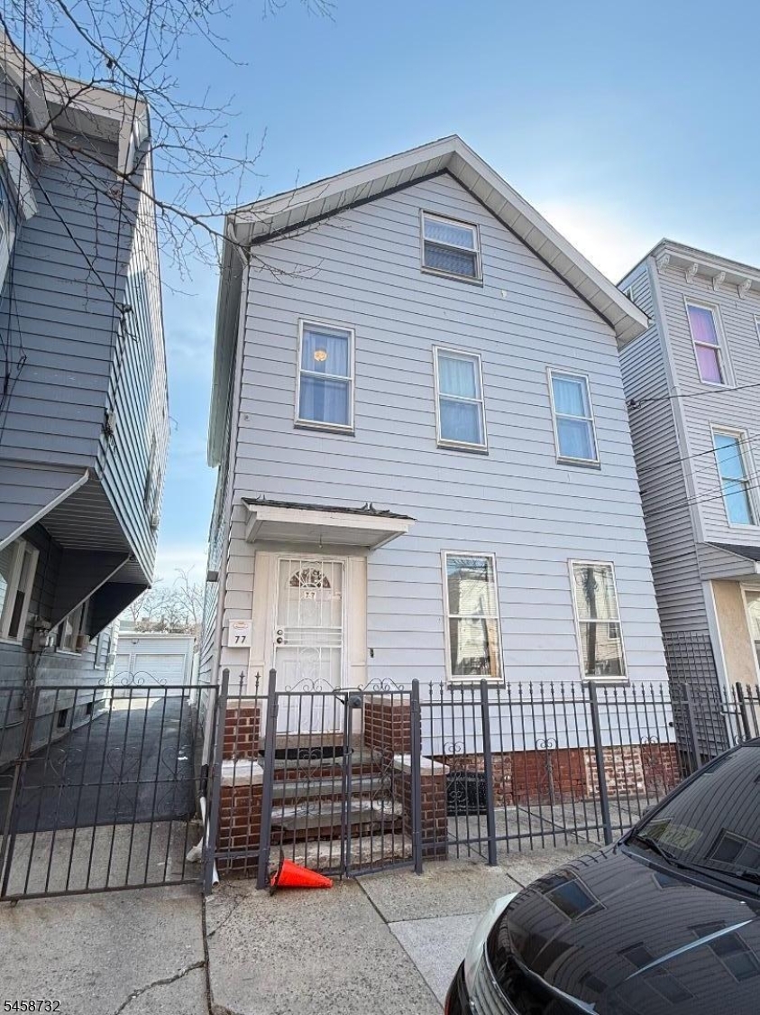 77 Stone St, Newark City