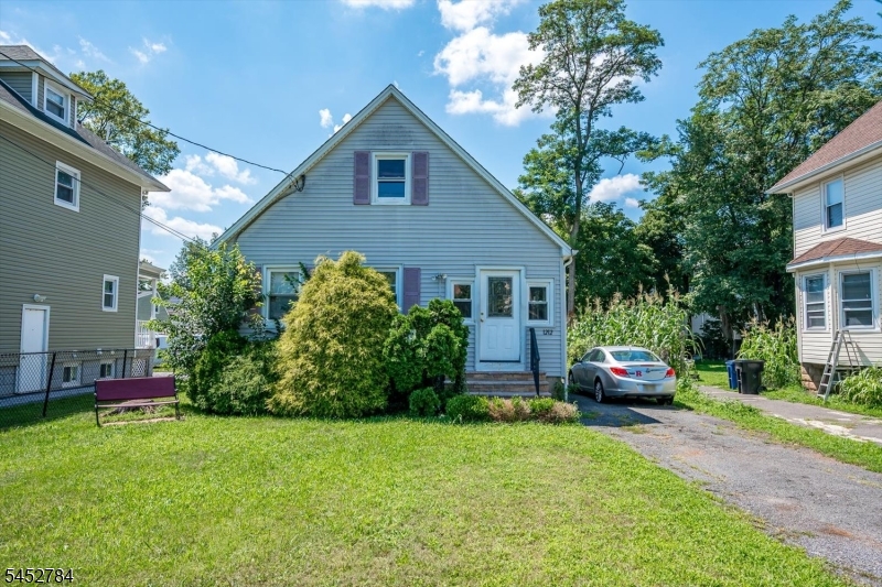 1212 Cameron Ave, Plainfield City