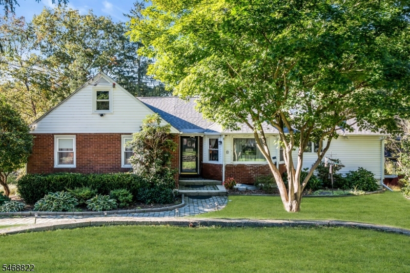 8 Lakeview Ct, Jefferson Twp.