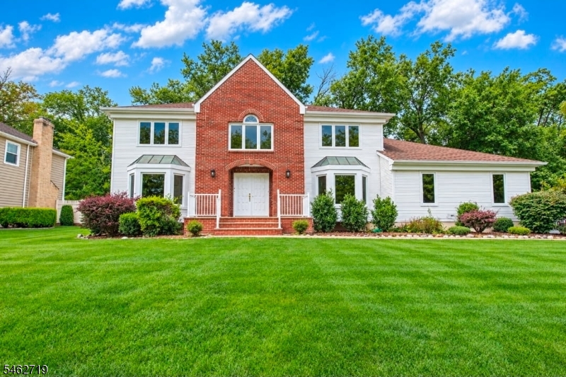 34 Silver Spring Ct, East Hanover Twp.