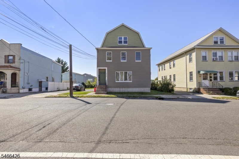 216 Silver Ave Unit 2, Hillside Twp.
