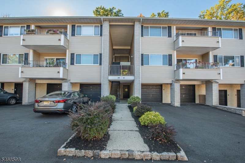 50 W Lindsley Road Unit 53, Cedar Grove Twp.