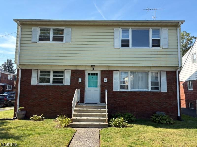 1 Sargeant Ave Unit 2, Clifton City