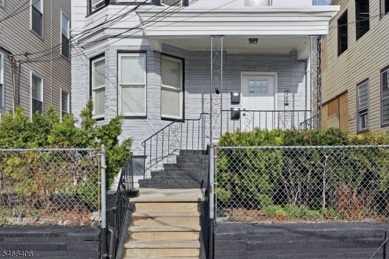 301 Ellis Ave Unit 1, Irvington Twp.