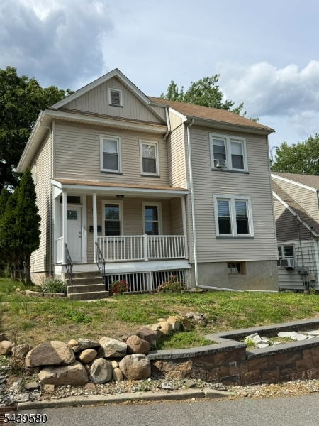 41 Outlook Ave, Hawthorne Boro