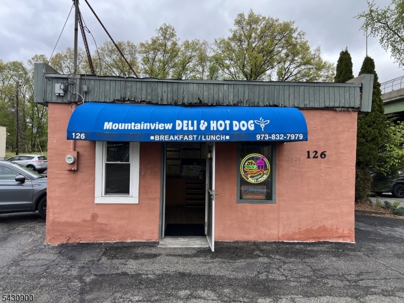 126 Mountainview Blvd, Wayne Twp.