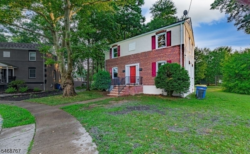 6 Armstrong St, Apt 1, South Bound Brook Boro