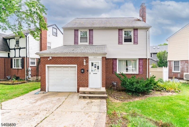 185 W Passaic Ave, Bloomfield Twp.