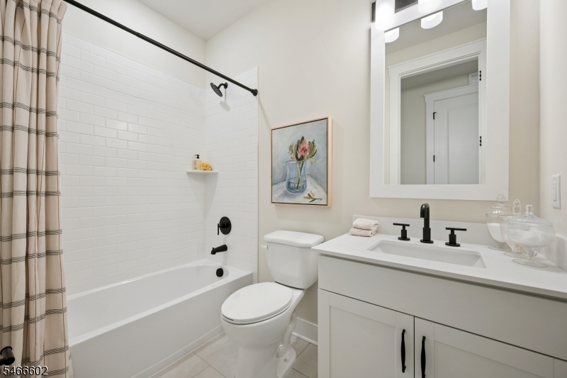 22 Wellspring Unit 611, Wayne Twp.