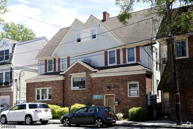 204 Lenox Ave, Westfield Town
