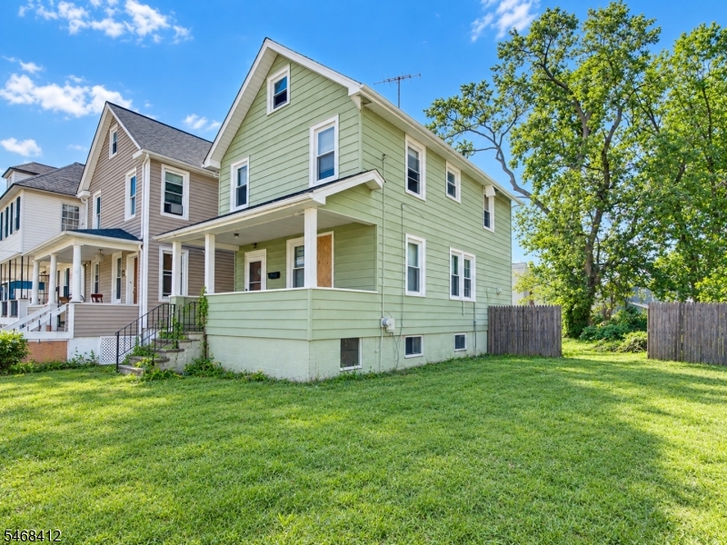181 Berdan Pl, Hackensack City