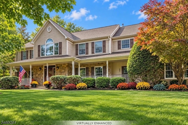 836 Atkinson Cir, Hillsborough Twp.