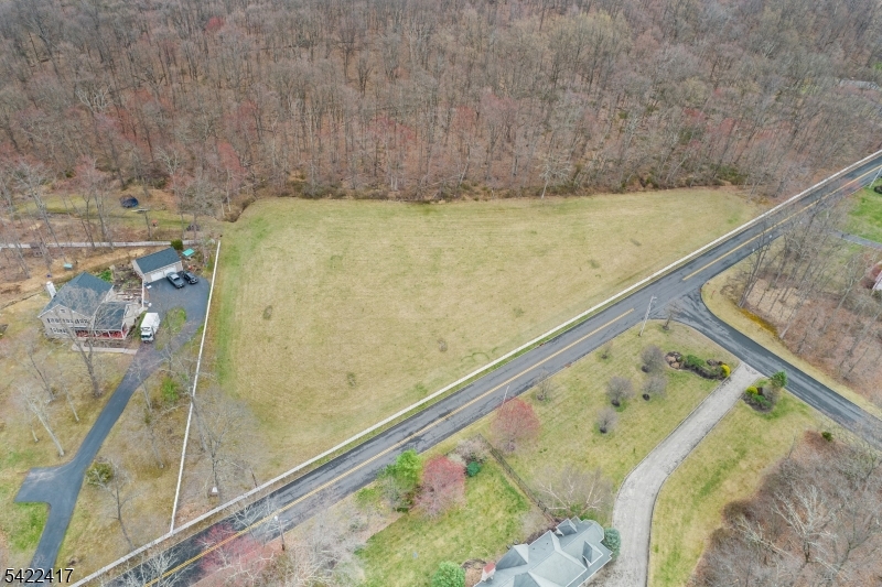 48 Broadway Road, Warren Twp.