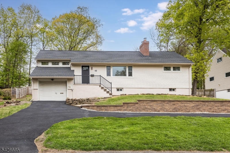 62 Elmwood Ter, Wayne Twp.