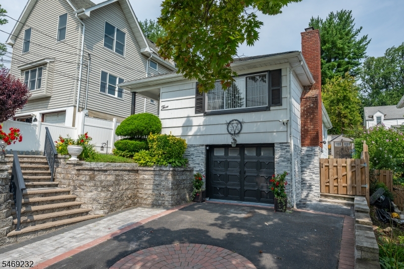 3 Byrne Rd, West Orange Twp.