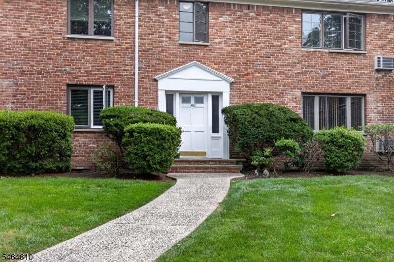 80 Troy Dr Unit A, Springfield Twp.
