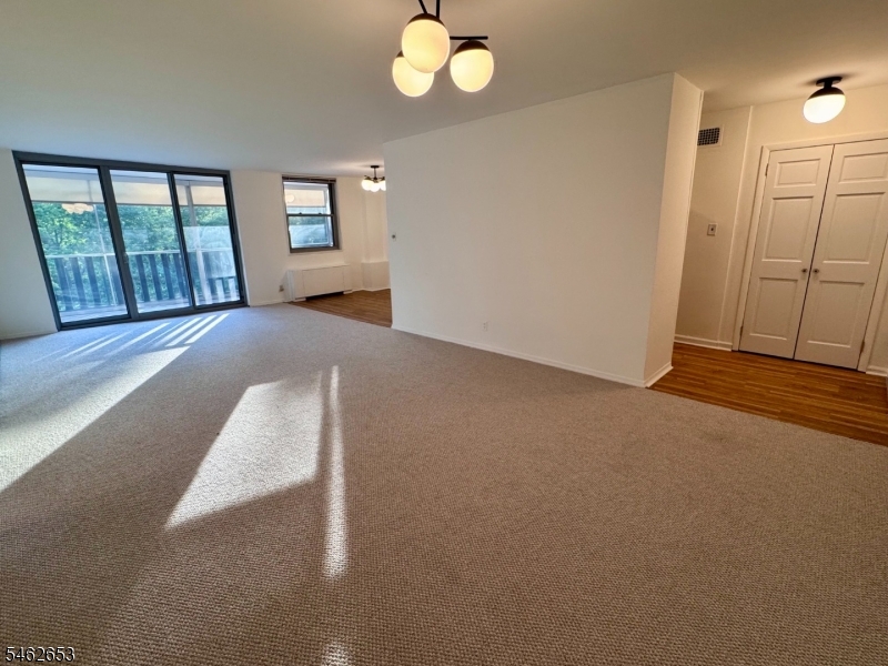 530 Valley Rd Unit 3S, Montclair Twp.