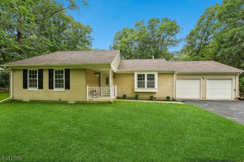 2149 Holly Hill Rd, Manchester Twp.