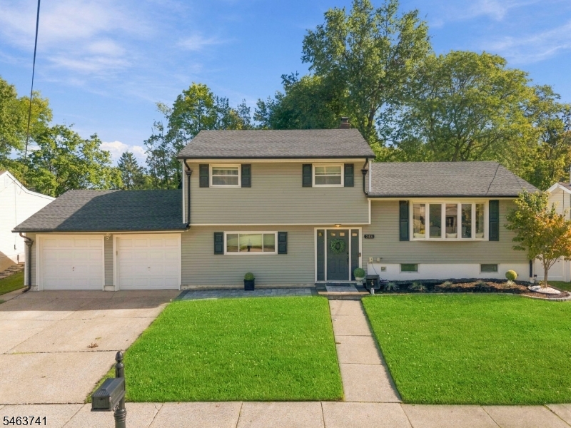 264 Winifred Dr, Totowa Boro