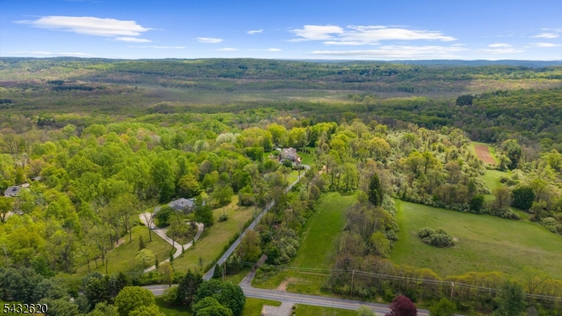 250 Pleasant Hill Rd, Chester Twp.
