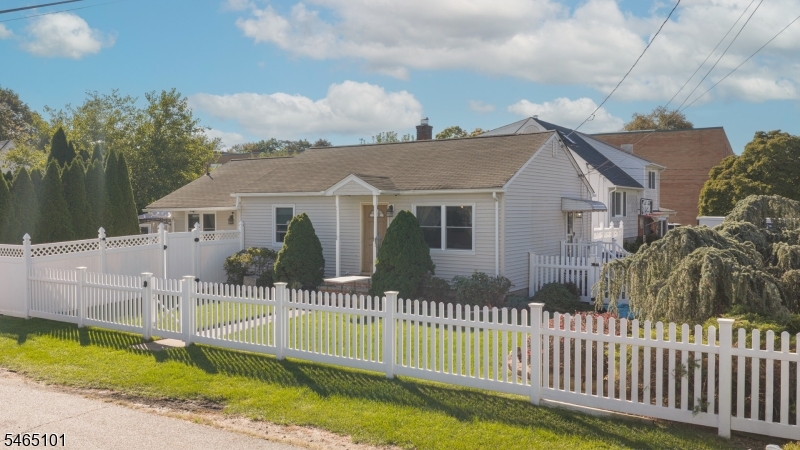 3 6Th Ave, Wanaque Boro
