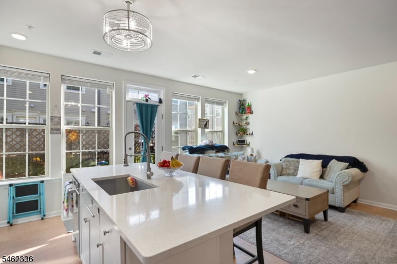 39 S Davenport St, Somerville Boro