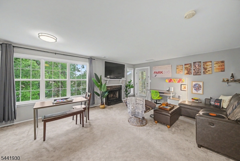 111 Country Club-10 Unit 10, Union Twp.
