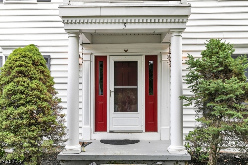 5 Savannah Ct, Bernards Twp.