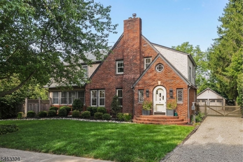 29 Orchard St, Mendham Boro